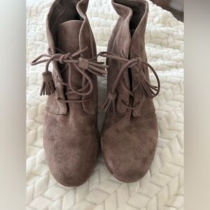 Dr. Scholl’s Women's Suede Style Ankle Boots - Brown